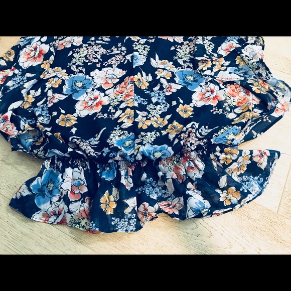 Sara Michelle blouse - Picture 3 of 5